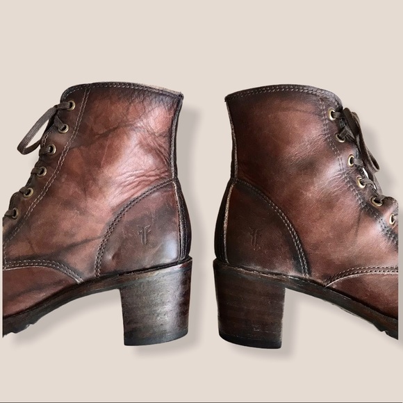 RARE Frye Sabrina 6G Lace Up Heeled Combat Boot - Picture 12 of 16